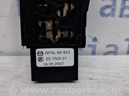 ФОТО Кнопка подогрева для Mazda 3 BK (2003-2009) (I) Київ