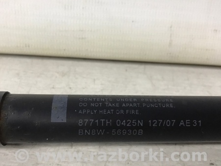 ФОТО Амортизатор крышки багажника для Mazda 3 BK (2003-2009) (I) Київ