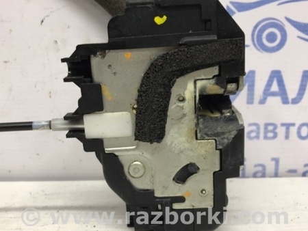 ФОТО Замок двери передний правый для Nissan Tiida/Versa C11 Киев