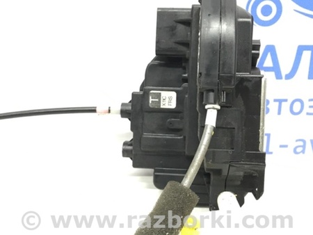 ФОТО Замок двери передний правый для Nissan Tiida/Versa C11 Киев