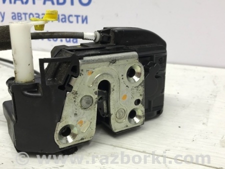 ФОТО Замок двери передний правый для Nissan Tiida/Versa C11 Киев