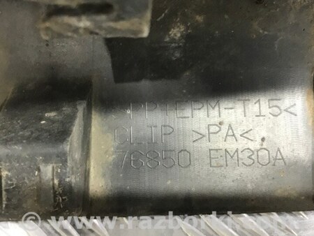 ФОТО Накладка порога внешняя правая для Nissan Tiida/Versa C11 Киев