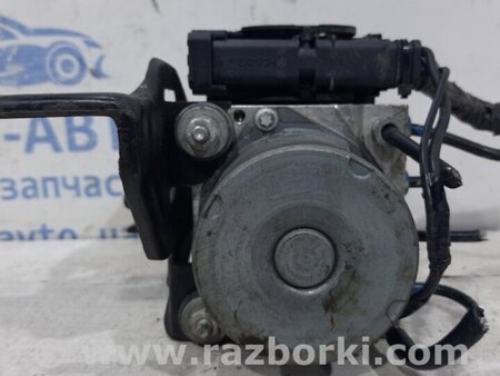 ФОТО Блок ABS для Nissan Tiida/Versa C11 Киев