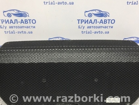 ФОТО Обшивка крышки багажника для Nissan Tiida/Versa C11 Киев