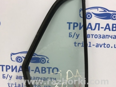 ФОТО Стекло двери задней правой (форточка) для Nissan Tiida/Versa C11 Киев