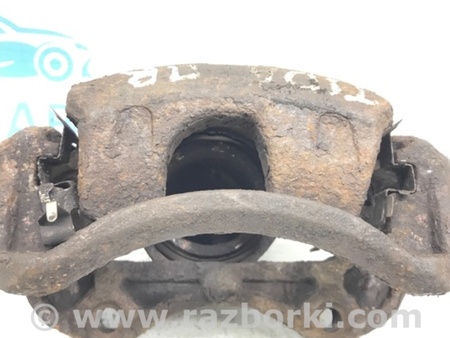 ФОТО Суппорт передний правый для Nissan Tiida/Versa C11 Київ