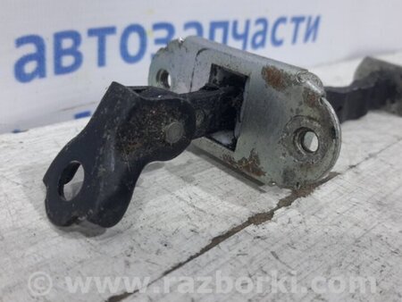 ФОТО Ограничитель двери задний левый для Nissan Tiida/Versa C11 Киев