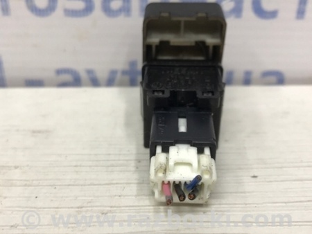 ФОТО Кнопка аварийки для Nissan Tiida/Versa C11 Київ