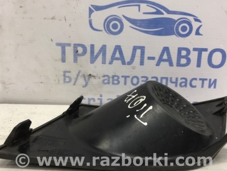 ФОТО Накладка бампера для Nissan Tiida/Versa C11 Киев