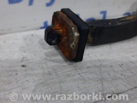 ФОТО Ограничитель двери задний правый для Hyundai Tucson (04-10) Киев