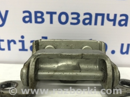 ФОТО Петля двери задней левой для Nissan Tiida/Versa C11 Киев