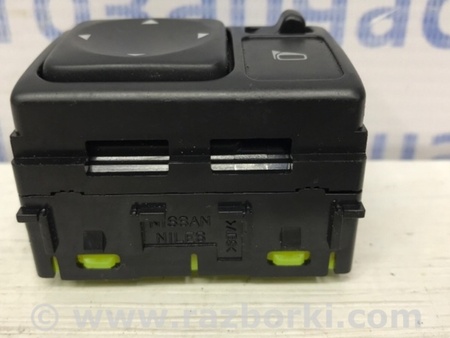 ФОТО Корректор зеркал для Nissan Tiida/Versa C11 Киев