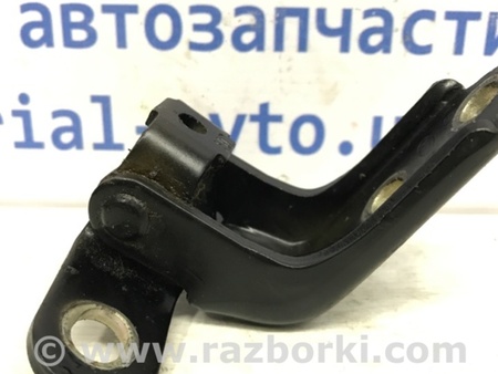 ФОТО Петля двери задней правой для Hyundai Tucson (04-10) Киев
