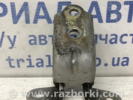 ФОТО Петля двери передней правой нижняя для Hyundai Tucson (04-10) Киев