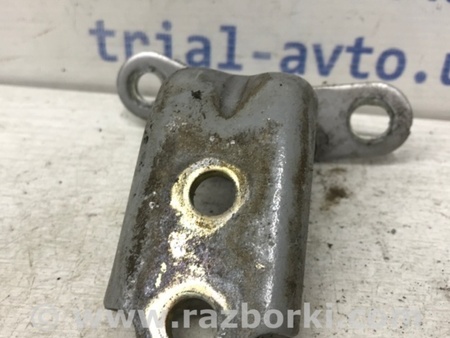ФОТО Петля двери передней правой верхняя для Hyundai Tucson (04-10) Київ