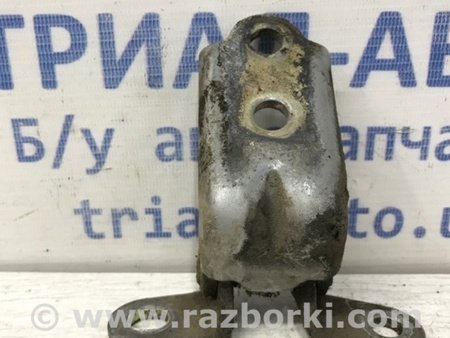 ФОТО Петля двери задней правой нижняя для Hyundai Tucson (04-10) Киев