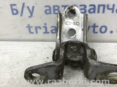 ФОТО Петля двери задней правой нижняя для Hyundai Tucson (04-10) Киев