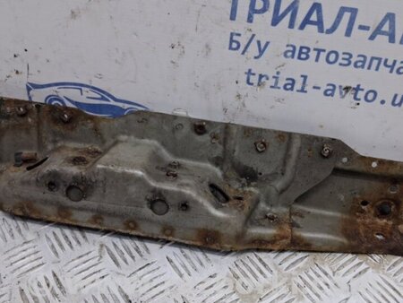 ФОТО Панель передняя верхняя планка для Suzuki Grand Vitara Київ