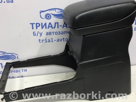 ФОТО Подлокотник для Suzuki Grand Vitara Київ