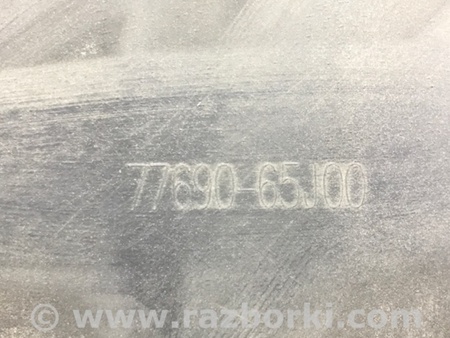 ФОТО Накладка двери для Suzuki Grand Vitara Київ