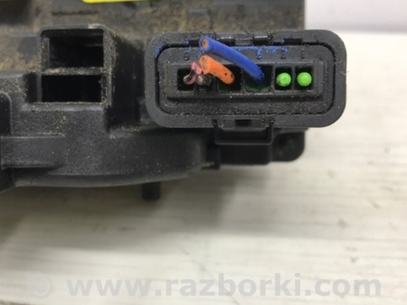 ФОТО Замок двери задний левый для Hyundai Santa Fe CM (05-12) Київ