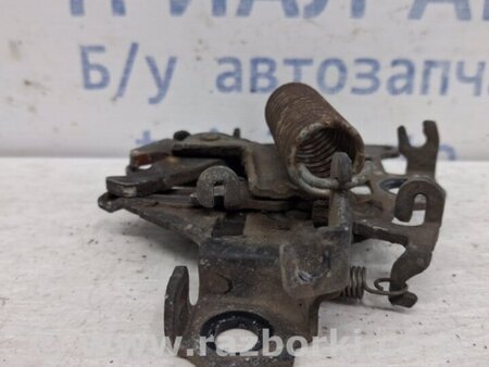 ФОТО Замок крышки багажника для Toyota RAV-4 (05-12) Київ