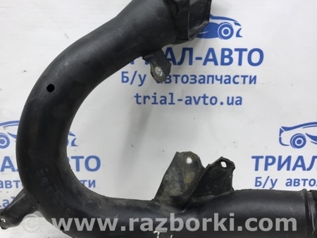ФОТО Воздухозаборник для Toyota RAV-4 (05-12) Киев