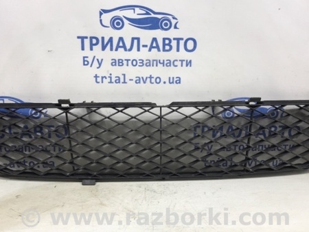 ФОТО Решетка бампера центральная для Suzuki Grand Vitara Київ