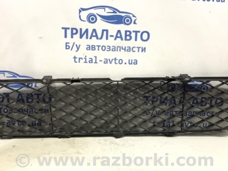 ФОТО Решетка бампера центральная для Suzuki Grand Vitara Київ