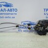 Замок двери задний правый Toyota RAV-4 (05-12)