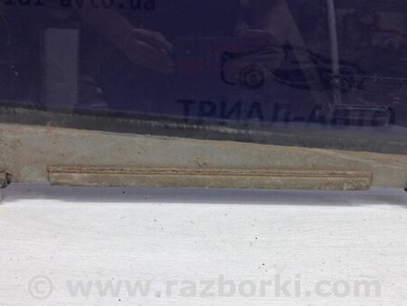 ФОТО Стекло двери переднее правое для Toyota RAV-4 (05-12) Київ