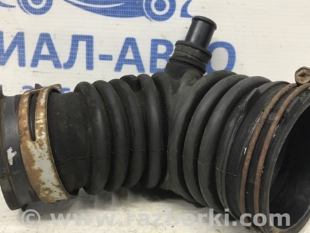 ФОТО Патрубок воздушного фильтра для Toyota RAV-4 (05-12) Киев