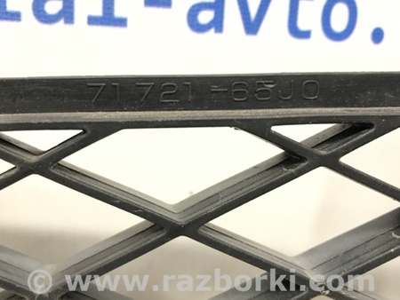 ФОТО Решетка бампера центральная для Suzuki Grand Vitara Київ