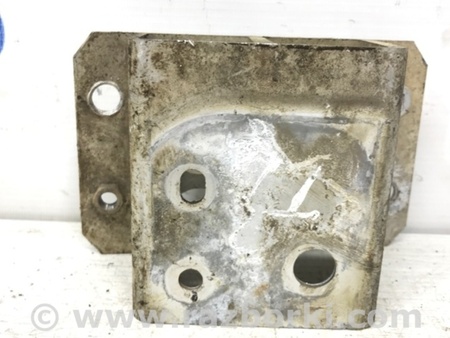 ФОТО Кронштейн усилителя заднего бампера для Toyota RAV-4 (05-12) Київ