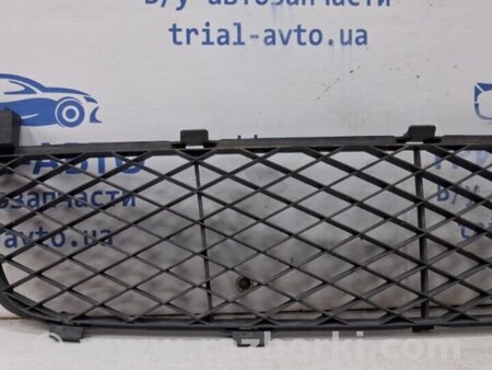 ФОТО Решетка бампера центральная для Suzuki Grand Vitara Київ