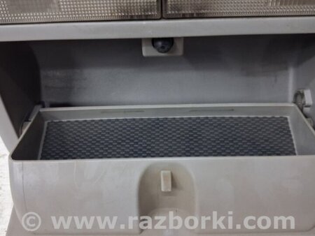 ФОТО Плафон передний для Toyota RAV-4 (05-12) Київ