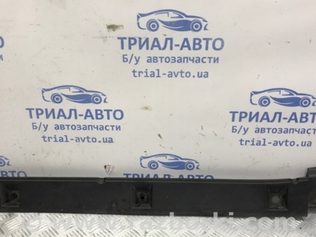 ФОТО Накладка порога внешняя правая для Suzuki Grand Vitara Киев