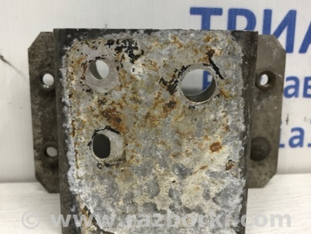 ФОТО Кронштейн усилителя заднего бампера для Toyota RAV-4 (05-12) Київ