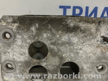 ФОТО Кронштейн усилителя заднего бампера для Toyota RAV-4 (05-12) Київ