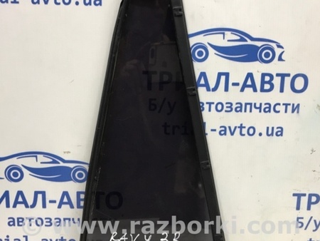 ФОТО Стекло двери задней правой (форточка) для Toyota RAV-4 (05-12) Київ