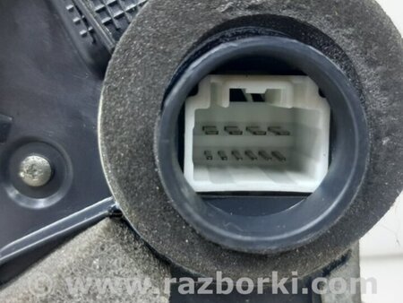 ФОТО Замок двери передний правый для Suzuki Grand Vitara Київ