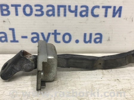 ФОТО Ограничитель двери задний правый для Toyota RAV-4 (05-12) Київ