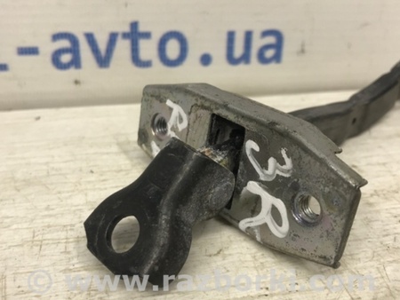 ФОТО Ограничитель двери задний правый для Toyota RAV-4 (05-12) Київ