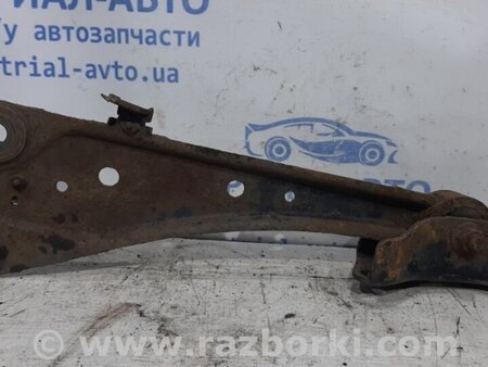 ФОТО Рычаг задней подвески продольный правый для Toyota RAV-4 (05-12) Київ