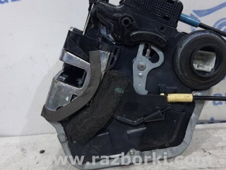 ФОТО Замок двери задний правый для Toyota RAV-4 (05-12) Київ