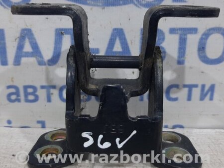 ФОТО Петля крышки багажника для Suzuki Grand Vitara Київ