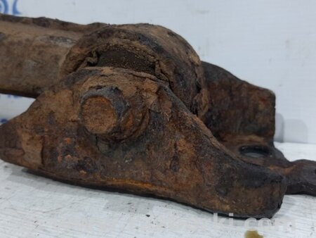 ФОТО Рычаг задней подвески продольный правый для Toyota RAV-4 (05-12) Київ