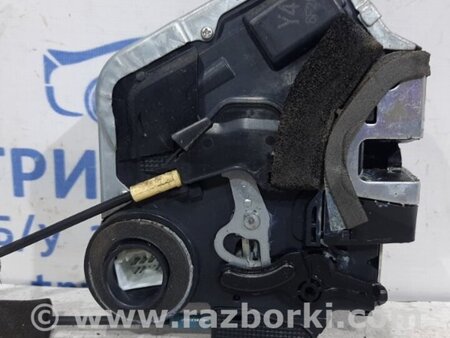ФОТО Замок двери задний правый для Toyota RAV-4 (05-12) Київ
