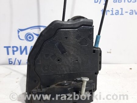 ФОТО Замок двери задний правый для Toyota RAV-4 (05-12) Київ