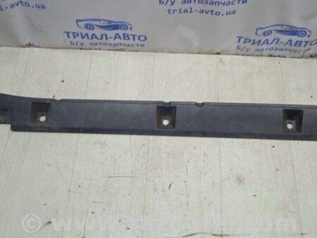 ФОТО Накладка порога внешняя правая для Suzuki Grand Vitara Киев
